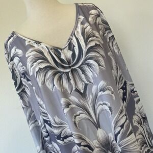 Sakurafina NWT womens  V-Neck Long Sleeves Floral Gray Grey Top Tunic Classic XL